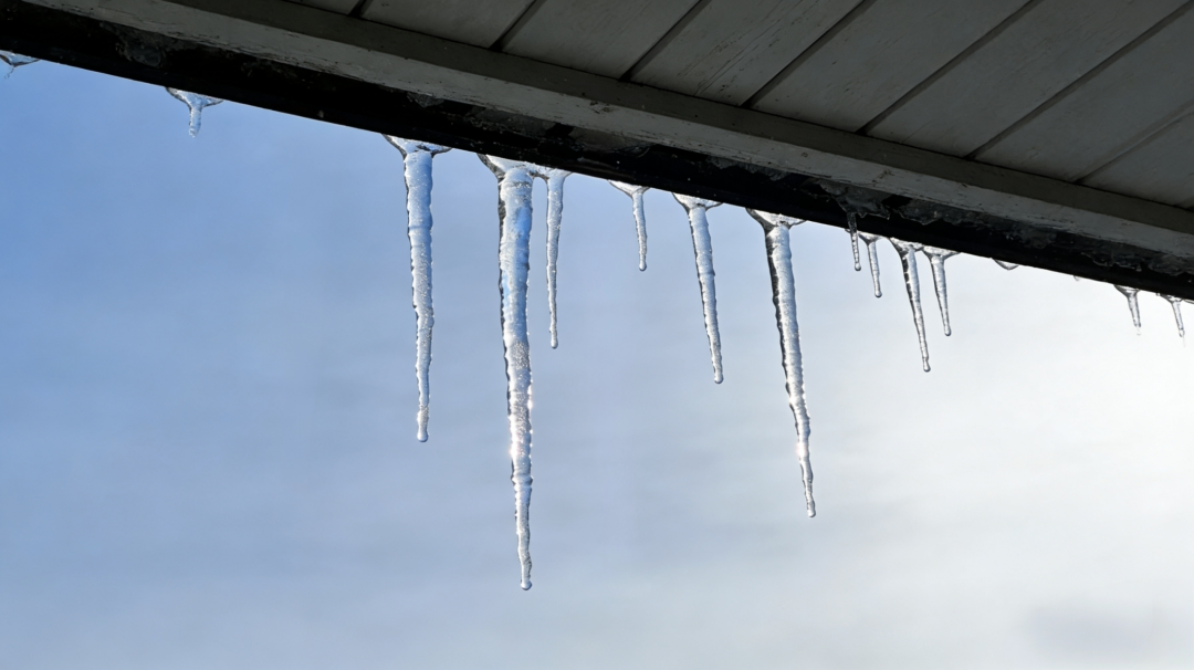 南岔县：冰融雪化多风险 平安相伴记心间